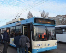 Обновленная троллейбусная линия и новые трамваи: в Мариуполе решают проблему транспортного тупика (ФОТО)
