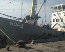 В сети появилось видео с попыткой экипажа «Норд», осужденного в Мариуполе, покинуть Украину (ВИДЕО)