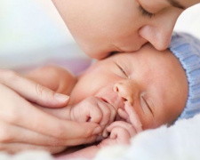 Без «штурма» РАГСов: мариупольцы смогут регистрировать новорожденных онлайн