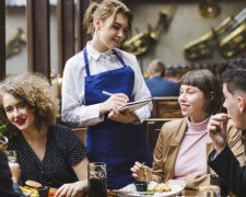 Сегодня в Украине откроются кафе и рестораны: что можно, а что запретили гостям заведений 