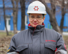 «Незламна мама»: металургиня Наталя Владикіна з Маріуполя почала нове життя у Кам’янському