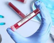 В Украине за сутки более 900 новых случаев коронавируса