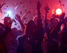 Вечеринка, денежные призы и фестиваль: мариупольцы ярко встретят День молодежи (ФОТО)