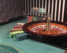 Рулетка вместо чашки кофе: в Мариуполе обнаружили подпольное казино (ФОТО)