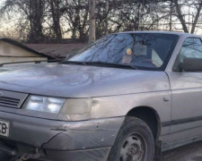 В Мариуполе найден автомобиль, на котором сбили девушку (ФОТО)