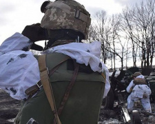 Боевики стреляют из гранатометов вблизи Мариуполя. На Донбассе ранен украинский боец
