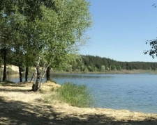 В Донецкой области в озере утонула пятилетняя девочка