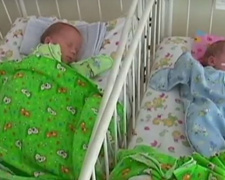 В Мариуполе спасли жизнь новорожденных двойняшек