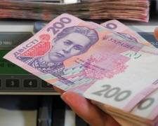 Средняя зарплата в Донецкой области перешагнула отметку в 6500 гривен