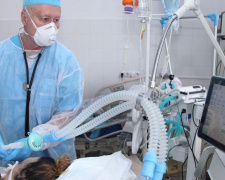 В Украине за сутки от коронавируса умерли более 400 человек. На Донетчине COVID-19 забрал жизни еще 15 пациентов