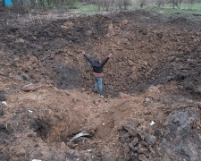 Росіяни скинули авіабомби на свої позиції на південному фронті