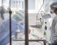 В Мариуполе за сутки от коронавируса умерли 2 пациента