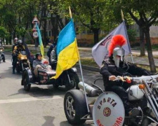 Мариупольские байкеры устроили мотопробег в честь 9 мая