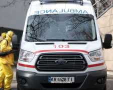 В Украине пенсионера госпитализировали с подозрением на коронавирус