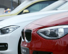 Владельцы элитных автомобилей принесли в казну Мариуполя 790 тысяч гривен