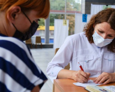 Более 170 жителей неподконтрольной Донетчины привились от коронавируса в Украине