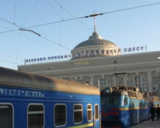 «Укрзализныця» может соединить Мариуполь и Одессу прицепными вагонами