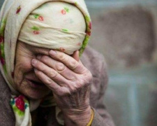 В Мариуполе полиция вернула домой бабушку, находившуюся в розыске (ФОТО)