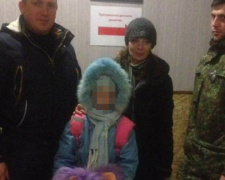 В Донецкой области мать с 9-летней дочкой вынуждена была жить в подъезде