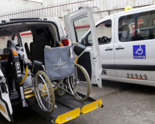 В Мариуполе может появиться такси для людей в инвалидных колясках