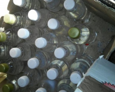 В Мариуполе "накрыли" подпольный цех по изготовлению контрафактного алкоголя (ФОТО)