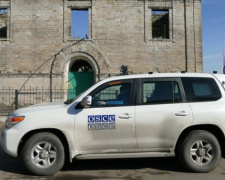 В неподконтрольном Донбассе подорван автомобиль ОБСЕ: один человек погиб, двое ранены