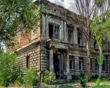 Исчезающую архитектуру Мариуполя собирают по крупицам на память  (ФОТО+ВИДЕО)