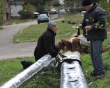 Во всех районах Мариуполя утепляют трубы