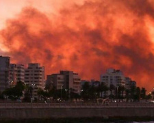 Масштабный пожар в ЮАР: горел университетский городок и мельница XVIII века, эвакуировано более 50 тысяч человек