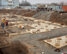 Доступное жилье: в Мариуполе продолжается строительство первого в Украине «стального дома»