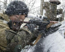В новогоднюю ночь на Донбассе ранены двое украинских военнослужащих