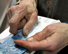 Хто з пенсіонерів має право на виплати ВПО та як подати заяву на допомогу – подробиці