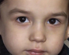 Мариупольцев просят помочь спасти жизнь четырехлетнего мальчика (ВИДЕО)