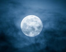 Блакитний Місяць - коли спостерігати унікальне явище