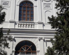 Мариупольский ГДК готов на 65%: скоро в отремонтированных помещениях возобновят репетиции