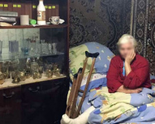 Задержано трио мариупольцев, напавших с ножом на 71-летнюю лежачую женщину (ФОТО)