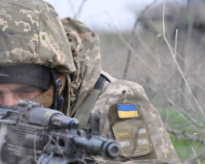 Неделя на Донбассе началась с обстрелов: ранен боец ВСУ