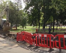 Перед капремонтом мариупольского проспекта проводят замену теплотрассы