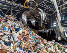 Пока ситуация не стала критической: в Мариуполе предлагают построить станцию для сортировки мусора