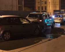 Водитель, превысивший норму алкоголя в 15 раз, устроил тройное ДТП в Мариуполе