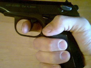 В Мариуполе выстрелы во владельца бойцовской собаки были спровоцированы?