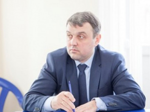 ЛИКБЕЗ в Мариуполе: Степан Махсма отправил представителей КСН за школьные парты (ФОТО)