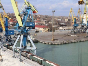 Мариупольский морской порт перевалил первый миллион тонн грузов в 2019 году