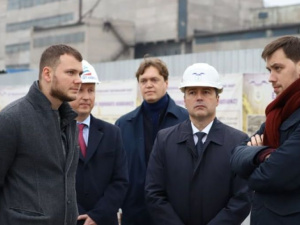В Мариуполь приехал премьер-министр Украины: что посетил глава Кабмина? (ФОТО)
