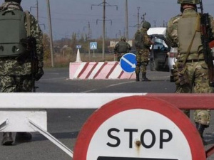 Границы закрывают: неподконтрольные территории Донбасса будут отрезаны от мира