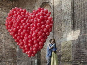 «Стена любви» - сегодня мариупольцы могут признаться в любви по-особенному