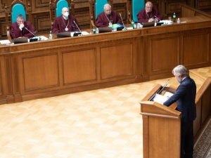 Вадим Новинский: Конституционный суд должен защитить права русскоязычных украинцев