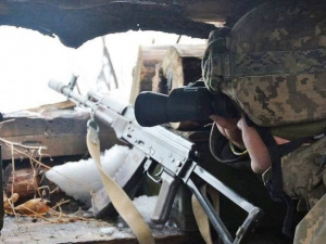 В Донбассе погиб украинский военный. Вблизи Мариуполя боевики применили гранатометы