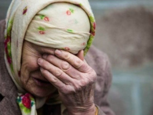 Из-за закрытых КПВВ в Донбассе 300 тысяч человек остались без пенсий