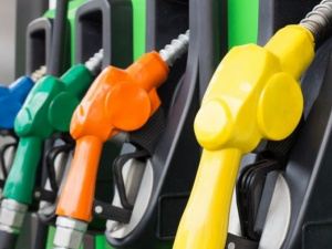 В Мариуполе упадет цена на бензин? Прогноз эксперта